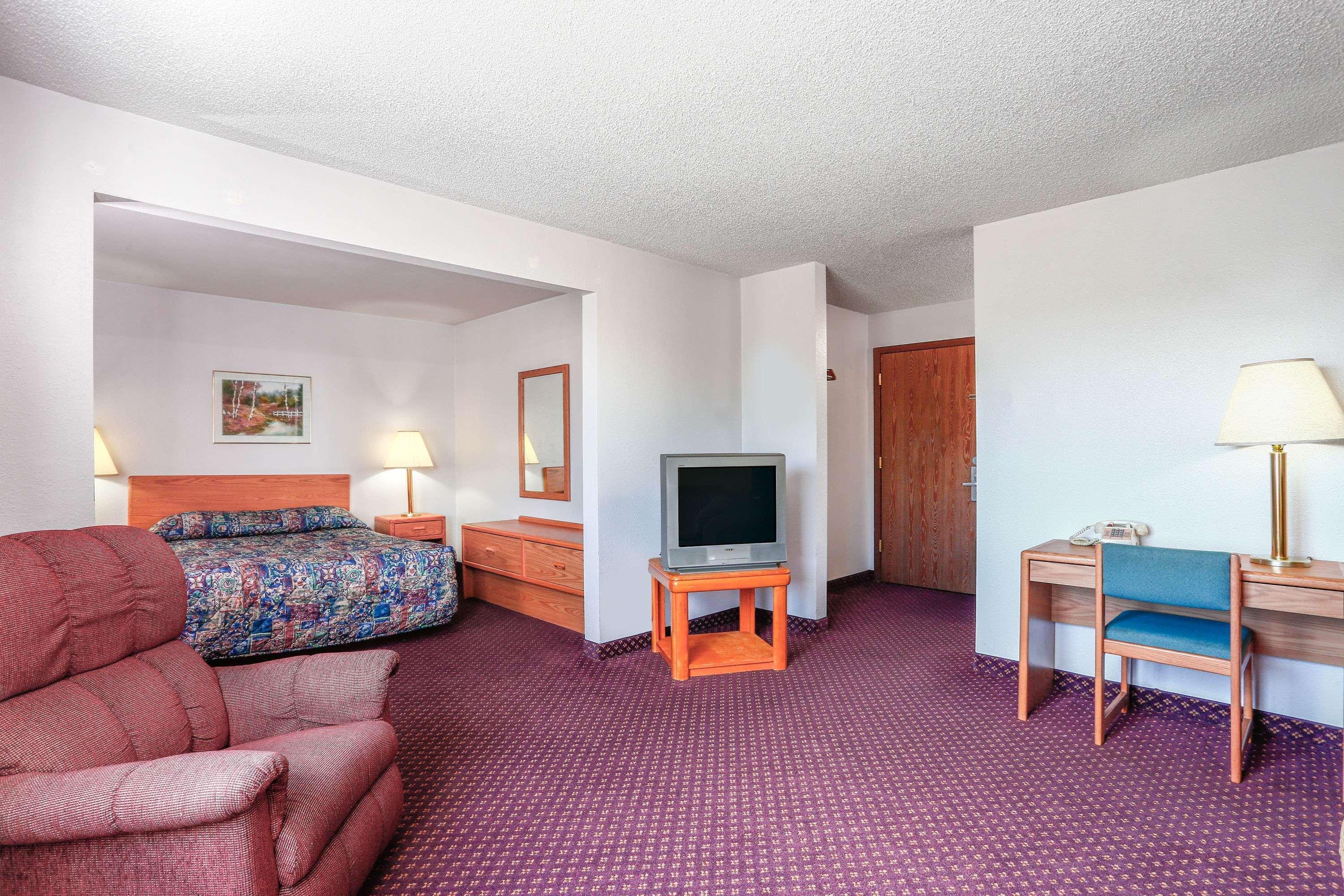 Travelodge By Wyndham Deer Lodge Montana Exterior foto